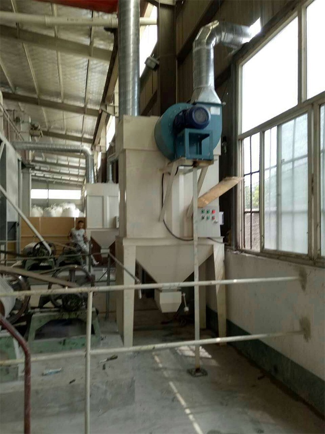 除塵器廠家?guī)懔私鉃V筒除塵器的具體除塵過(guò)程